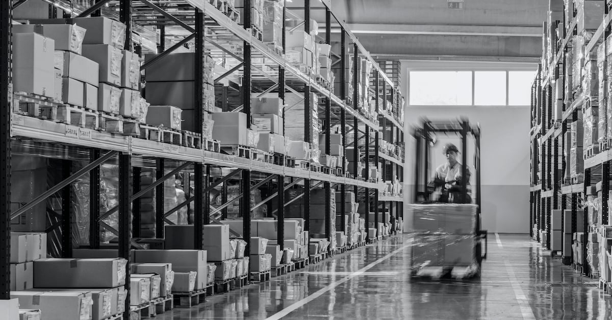 Distributors Fork Lift blog size-1